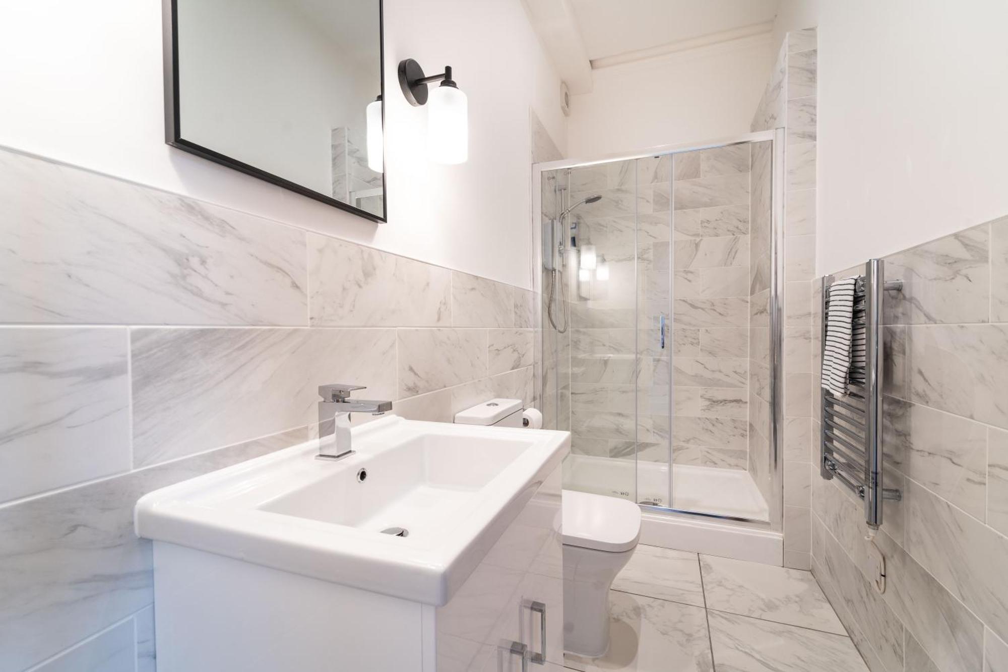 2 The Quadrant Luxury Apartments - Хойлэйк Экстерьер фото
