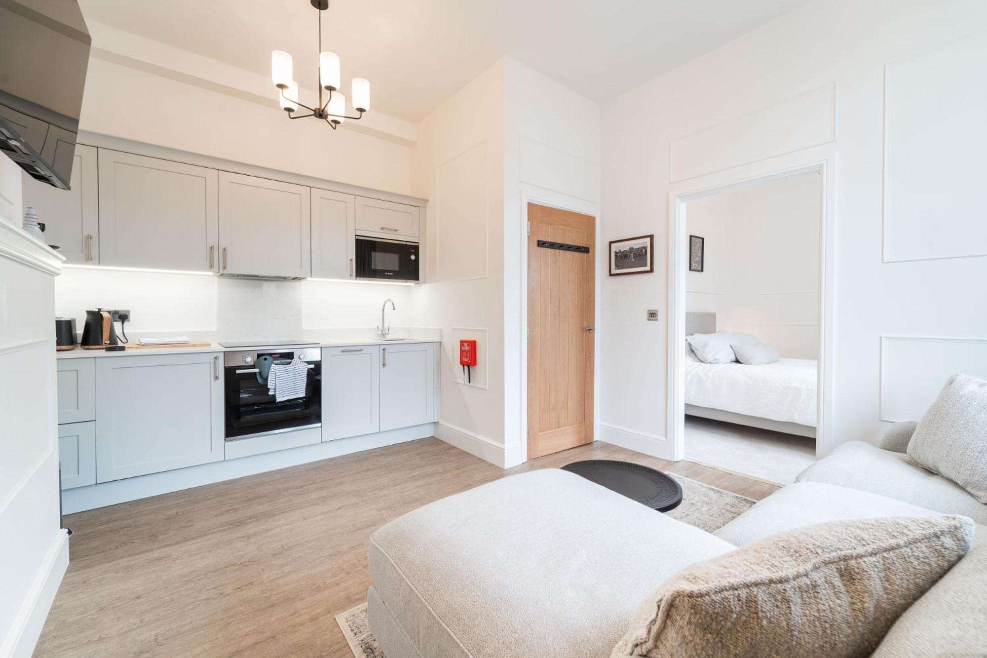 2 The Quadrant Luxury Apartments - Хойлэйк Экстерьер фото
